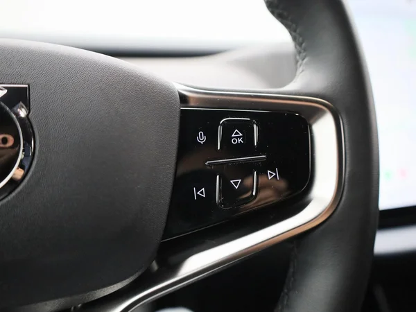 Volvo EX30 (2024) — foto 16 van 41