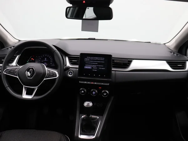 RENAULT Captur (2022) — foto 16 van 16