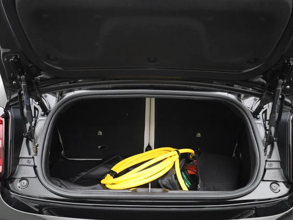 Fiat 500C (2023) — foto 7 van 40
