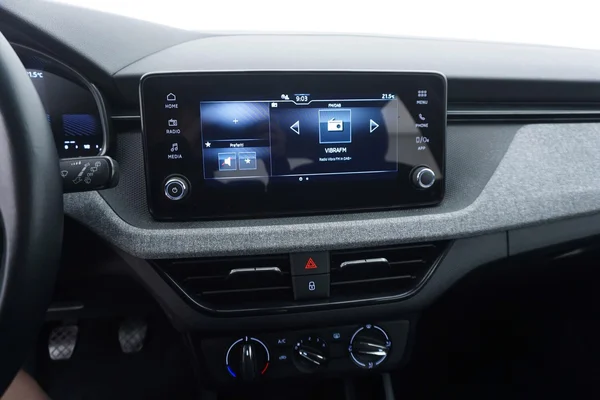 Skoda Kamiq (2024) — foto 3 van 33