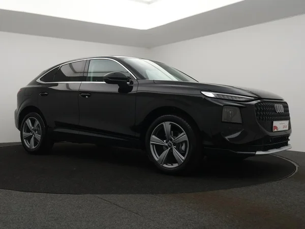 AUDI Q3 Sportback (2026) — foto 20 van 23