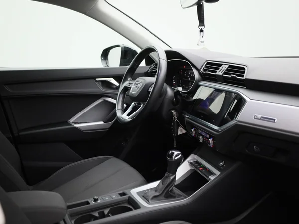 Audi Q3 (2023) — foto 31 van 42