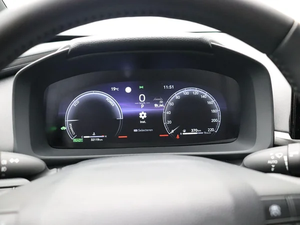 Toyota C-HR (2025) — foto 6 van 27