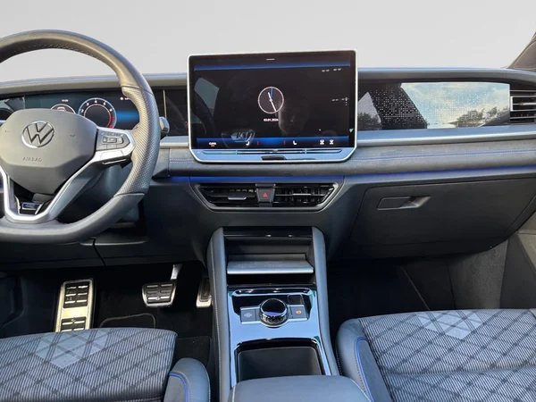 VOLKSWAGEN Tayron (2025) — foto 8 van 17