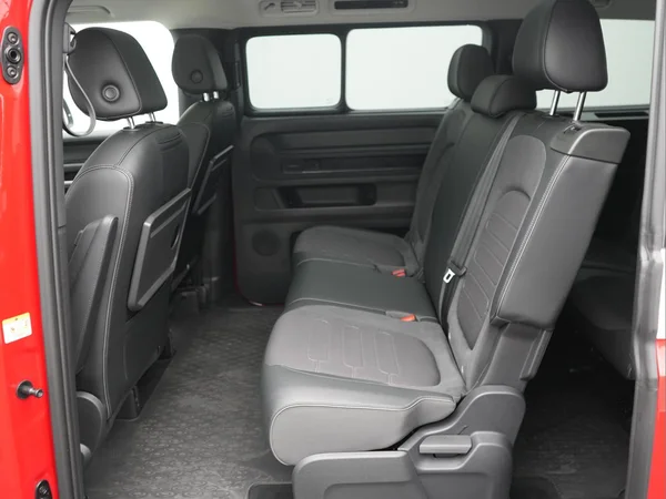 VOLKSWAGEN ID.Buzz Lwb (2026) — foto 2 van 28
