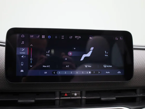Fiat 500C (2023) — foto 14 van 40