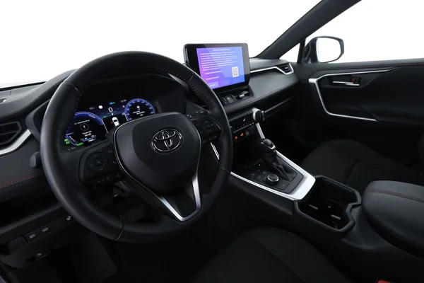 Toyota RAV4 (2024) — foto 2 van 15