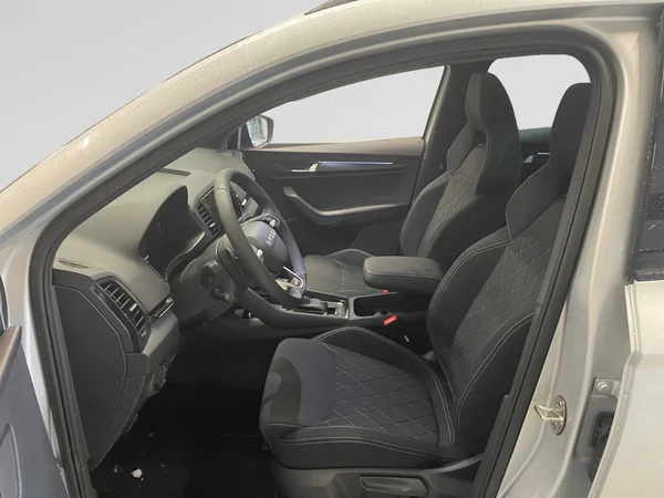 SKODA Karoq (2026) — foto 2 van 20
