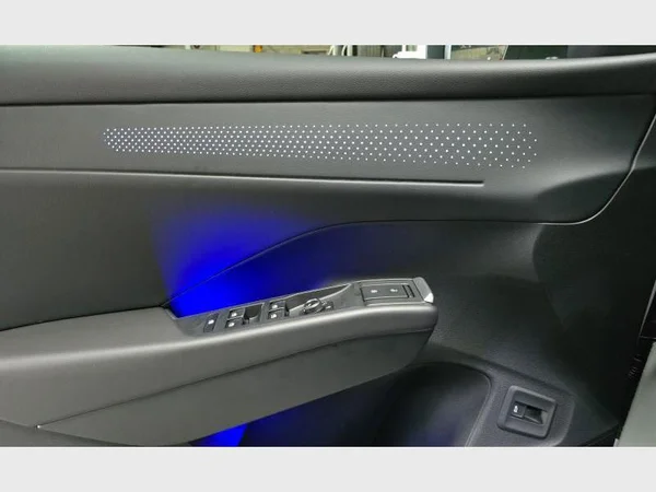 Volkswagen T-Roc (2026) — foto 24 van 31