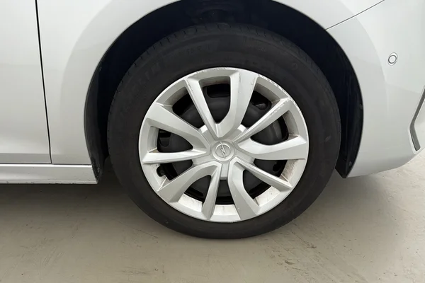 Opel Corsa (2025) — foto 13 van 23