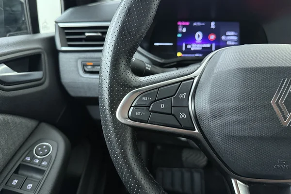 Renault Clio V Phase II (2024) — foto 6 van 16