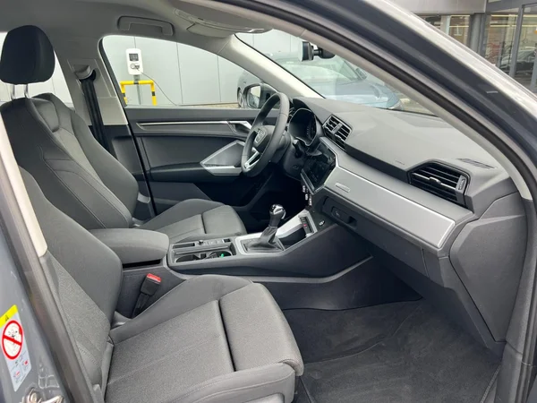AUDI Q3 Sportback (2026) — foto 16 van 24