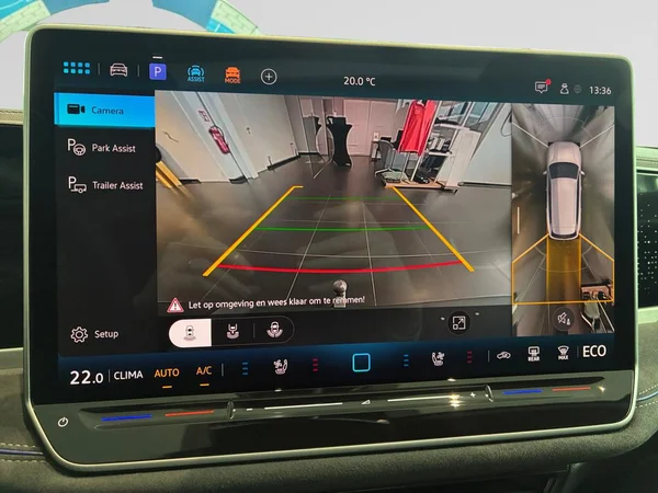 VOLKSWAGEN Passat Variant eHybrid (PHEV) (2026) — foto 3 van 21