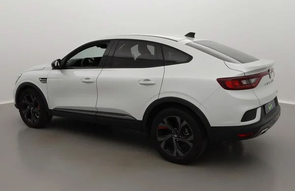 Renault Arkana E-TECH (HEV) (2022) — foto 22 van 28