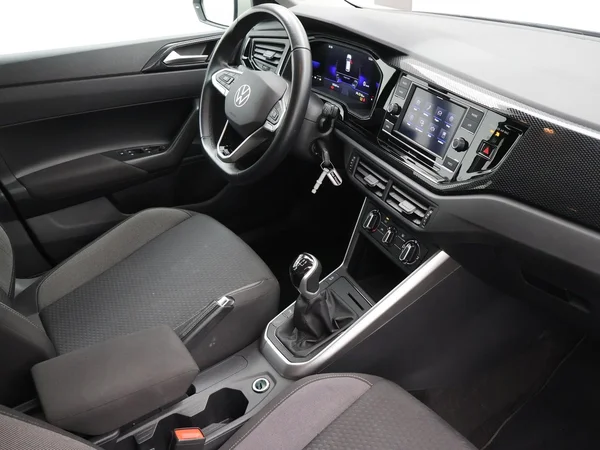 VOLKSWAGEN Polo (2024) — foto 17 van 23