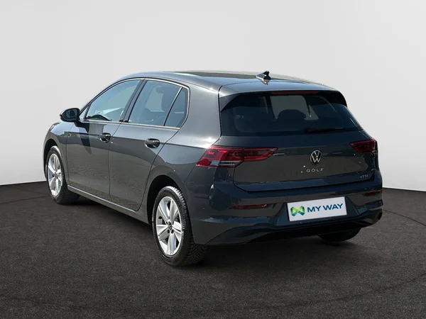 VOLKSWAGEN Golf VIII (2024) — foto 19 van 24