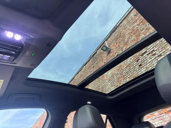 VOLKSWAGEN T-Roc (2026) — foto 11 van 19