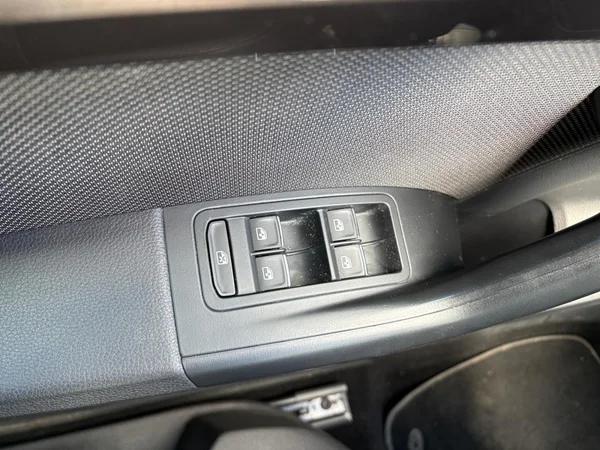 SEAT Ateca (2017) — foto 6 van 22
