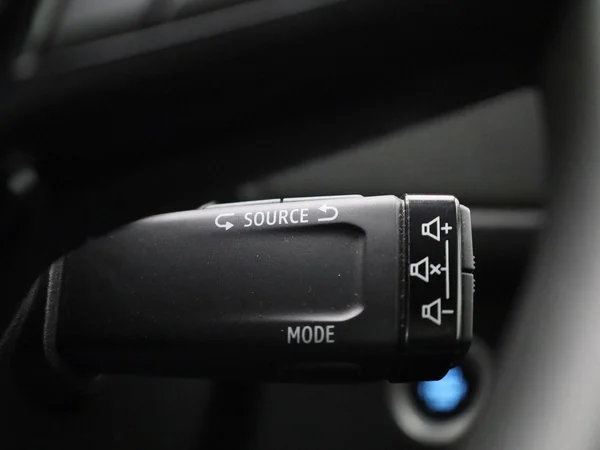 Renault ZOE (2021) — foto 18 van 39