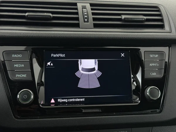 SKODA Fabia (2021) — foto 11 van 23