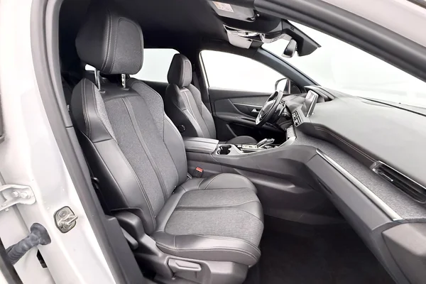 Peugeot 3008 (2020) — foto 3 van 28