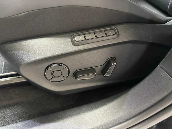 CUPRA Raval (2026) — foto 9 van 24