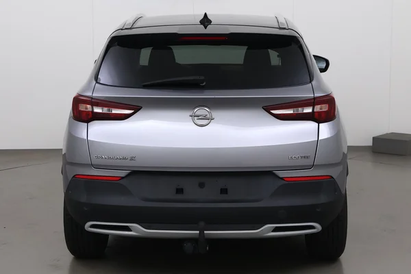 Opel Grandland X (2021) — foto 18 van 23