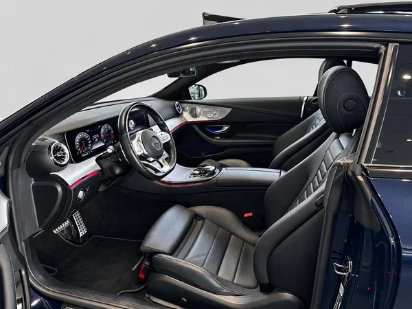Mercedes-Benz E-Klasse (2020) — foto 20 van 21