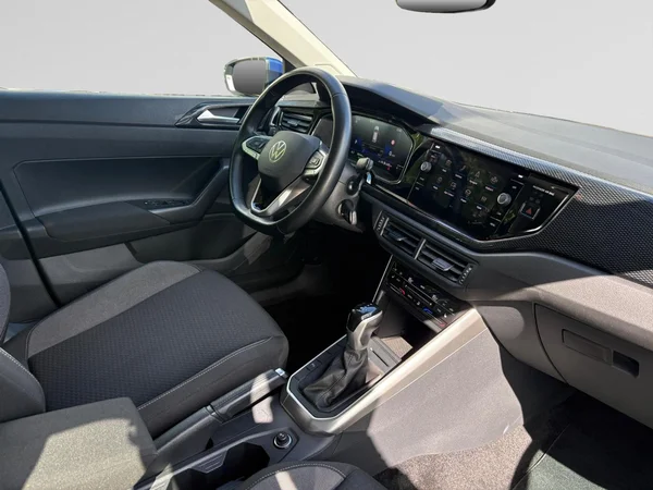VOLKSWAGEN Polo (2024) — foto 13 van 24