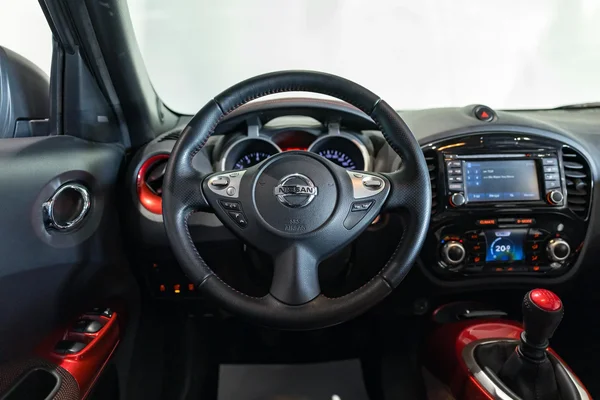 Nissan Juke (2015) — foto 10 van 31