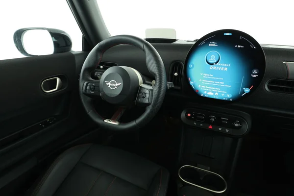 MINI MINI (2024) — foto 4 van 16