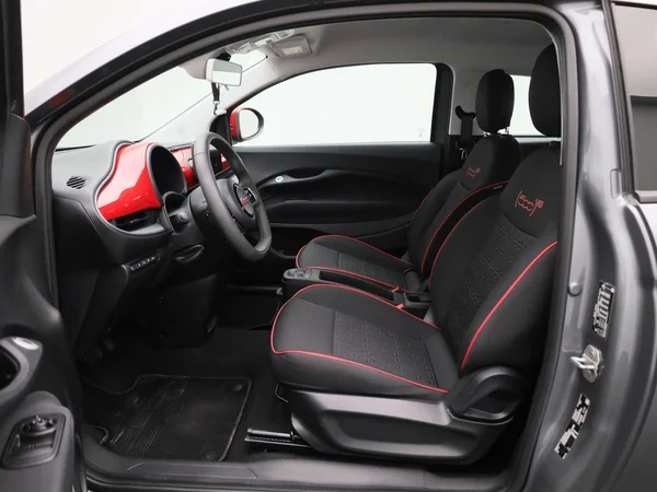Fiat 500e (2024) — foto 21 van 22