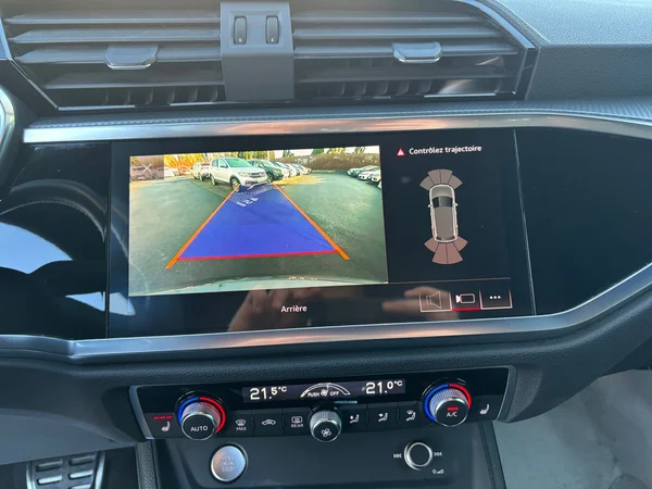 AUDI Q3 (2019) — foto 7 van 23