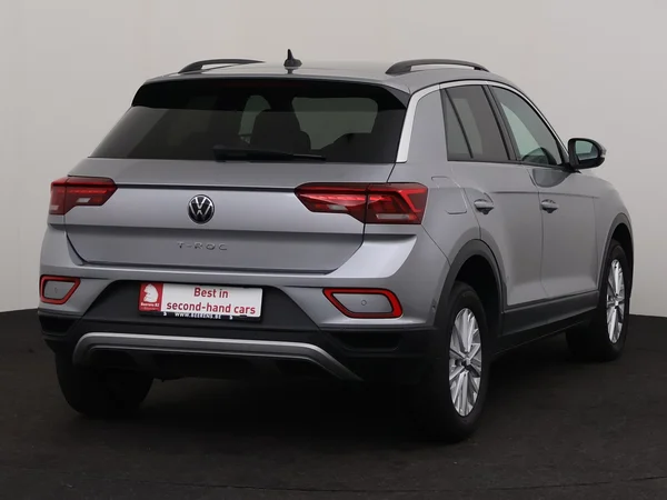 VOLKSWAGEN T-Roc (2022) — foto 21 van 27