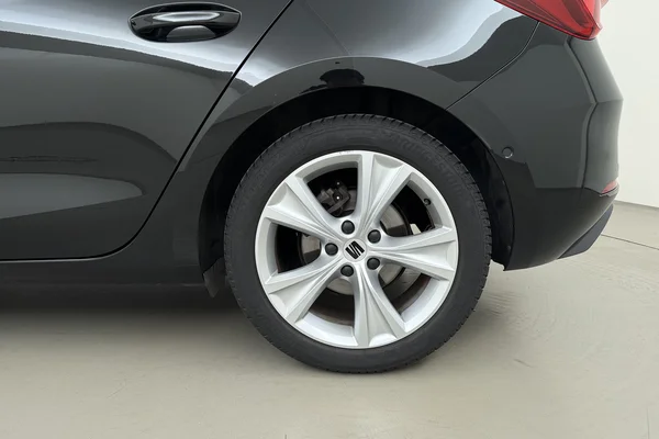 Seat Leon (2021) — foto 17 van 20