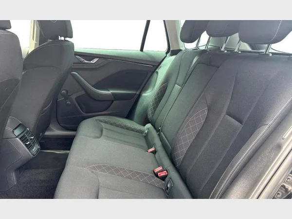 Skoda Kamiq (2022) — foto 3 van 27