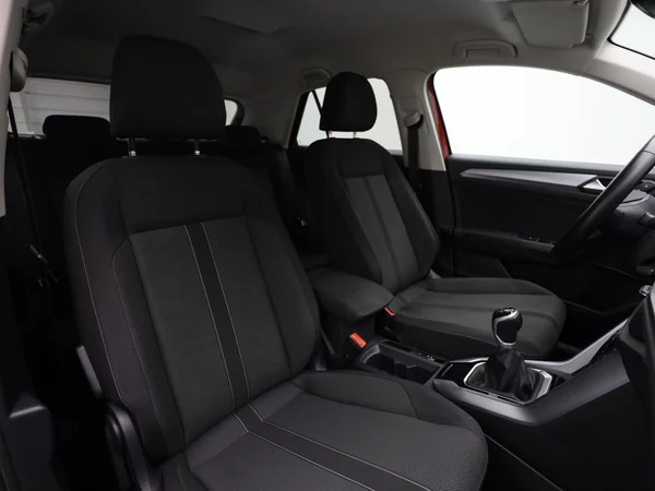 VOLKSWAGEN T-Roc (2023) — foto 18 van 18