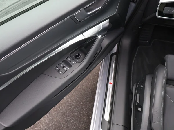 AUDI A6 Avant (2025) — foto 7 van 24