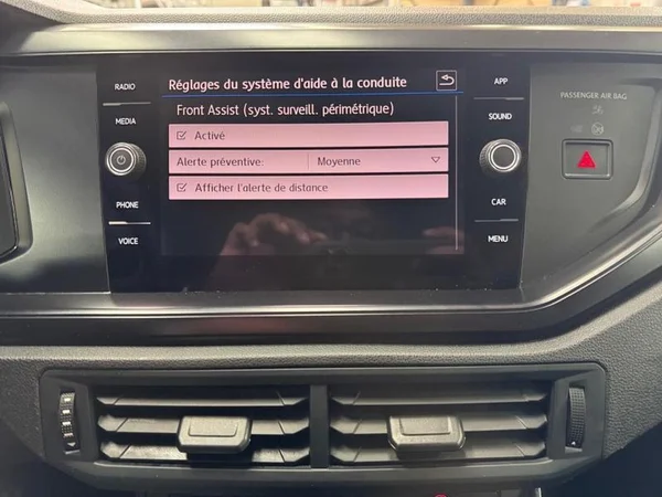VOLKSWAGEN Polo (2020) — foto 17 van 27