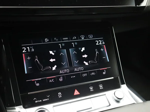 AUDI Q8 e-tron Sportback (2025) — foto 2 van 24