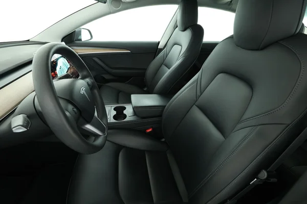 Tesla Model 3 (2022) — foto 16 van 16