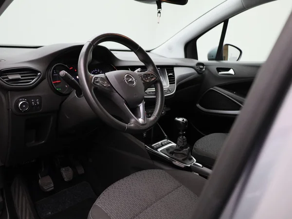 Opel Crossland X (2021) — foto 20 van 33