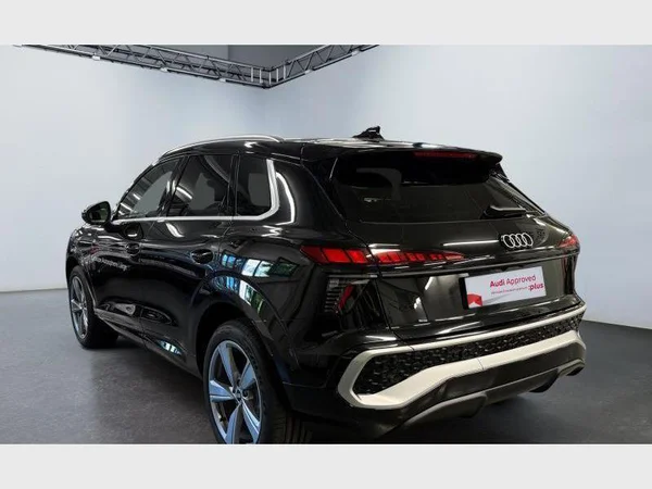 Audi Q3 SUV (2026) — foto 23 van 26