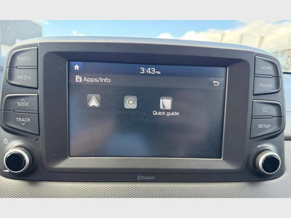 Hyundai KONA (2018) — foto 8 van 29