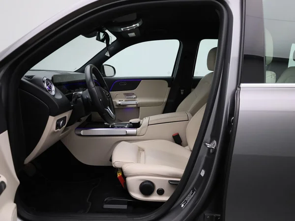 Mercedes-Benz EQB (2022) — foto 48 van 48