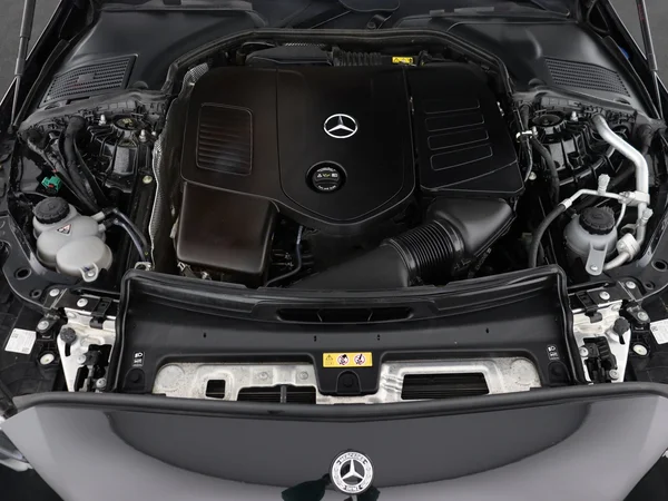 MERCEDES C 300 (2022) — foto 6 van 33