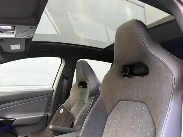 VOLKSWAGEN ID.5 (2026) — foto 5 van 18