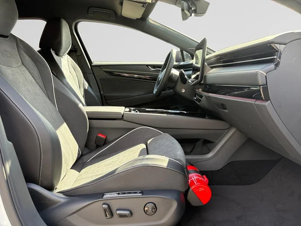 VOLKSWAGEN ID.7 Tourer (2026) — foto 8 van 24