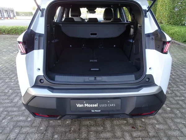 Peugeot 5008 (2025) — foto 11 van 30