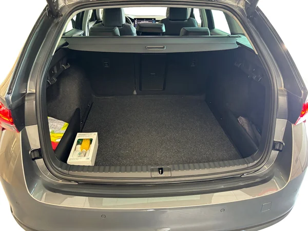 SKODA Octavia Combi (2025) — foto 7 van 24
